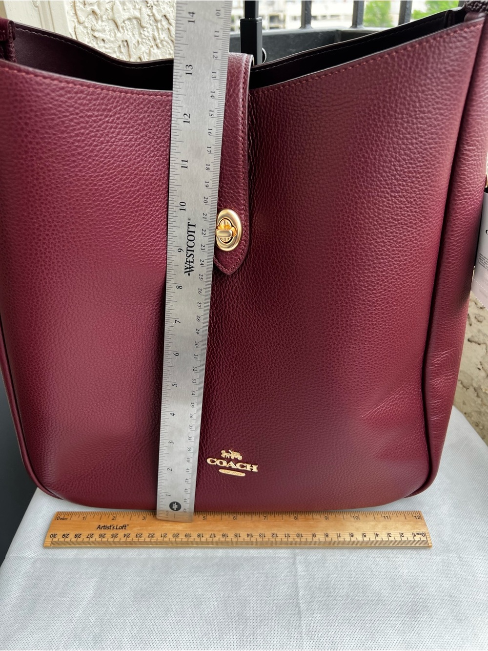 Coach Hadley Large Shoulder Leather Shoulder Bag in Burgundy - Picture 6 of 6
